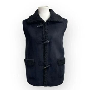 Jones New York Black Faux Suede Vest, toggle button. Women's XL, faux sherpa